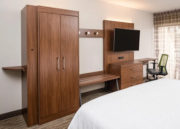 Holiday Inn Express Boca Raton - West By Ihg